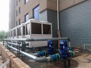 �|������ί�T��